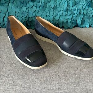 Like New Donald J. Pliner May Slip on Flat in Navy Women's Size 8